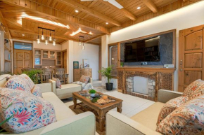 SaffronStays The Boho - 2 bedroom, pet friendly home in Barloganj Mussoorie
